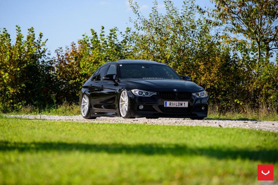  BMW M3 Sedan on Vossen Wheels (CVT) 2016 года  (фото 17 из 20)